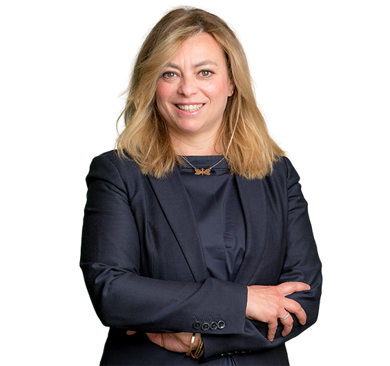 Photo of Hannah Schneider